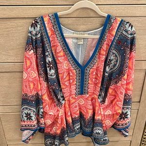 Peplum, big sleeves top